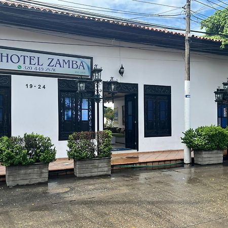 Hotel Zamba Girardot Kültér fotó