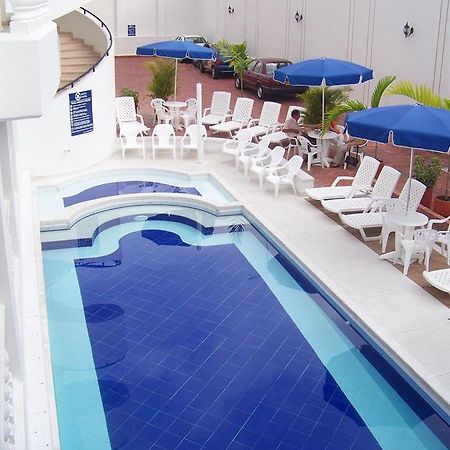 Hotel Zamba Girardot Kültér fotó
