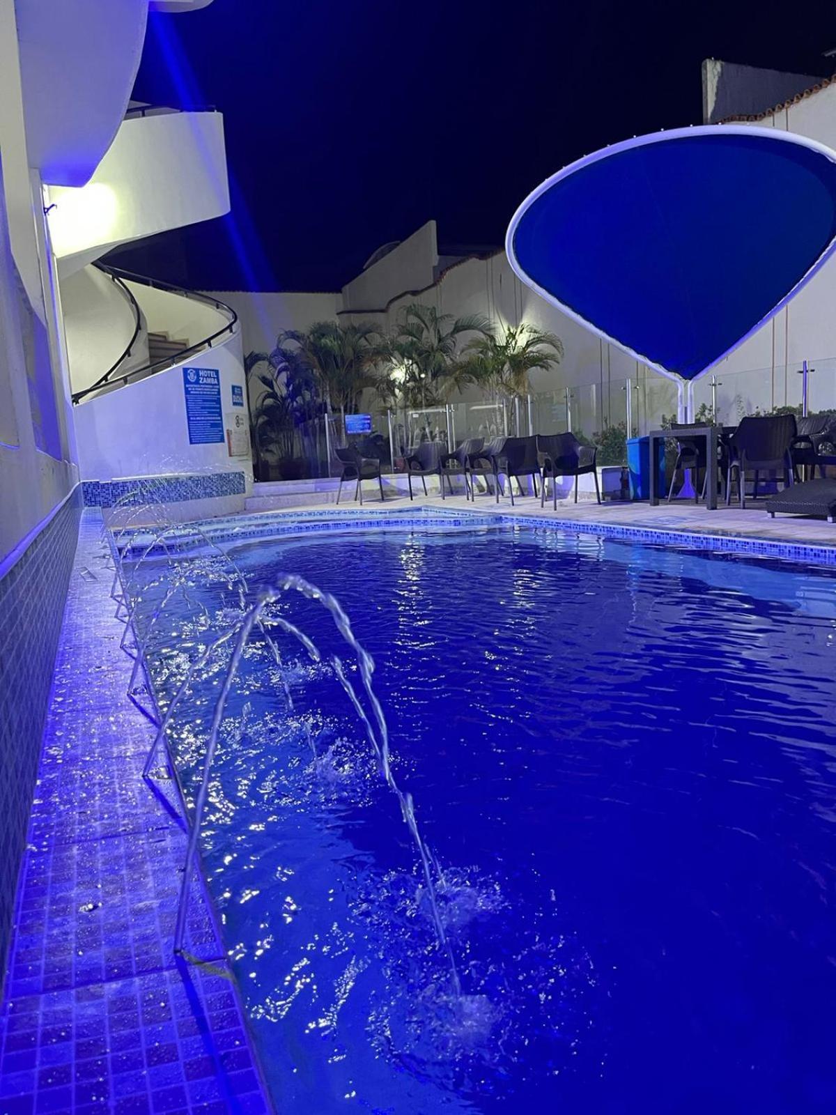 Hotel Zamba Girardot Kültér fotó