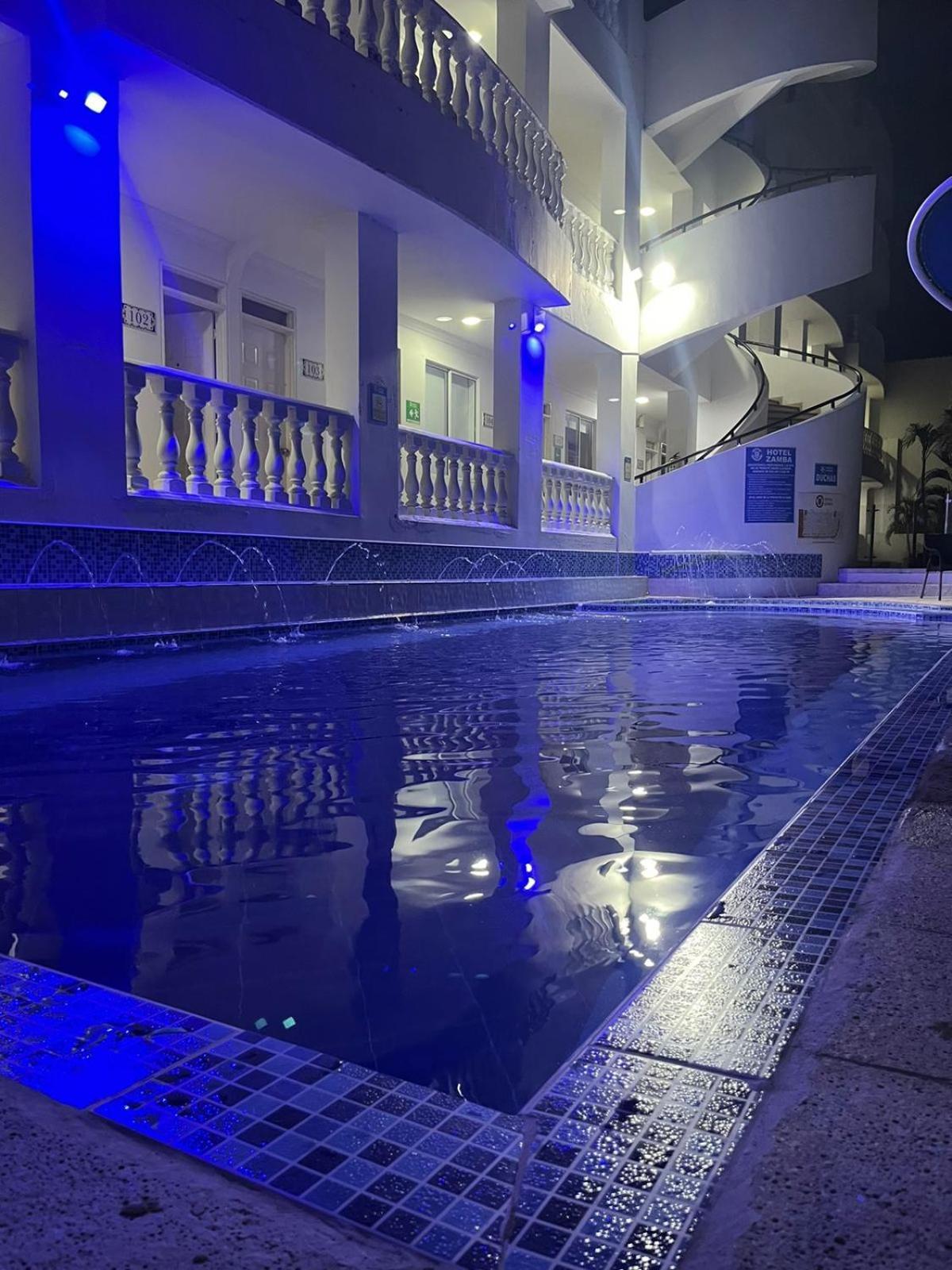 Hotel Zamba Girardot Kültér fotó