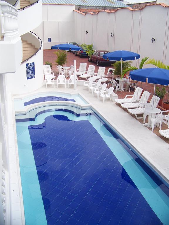 Hotel Zamba Girardot Kültér fotó