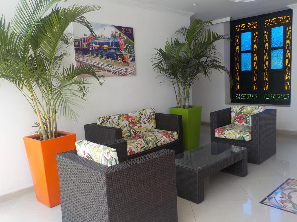 Hotel Zamba Girardot Kültér fotó